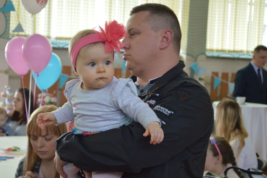 Mleczna Gala na powitanie najmłodszych mieszkańców Ostrowca [DUŻO ZDJĘĆ]