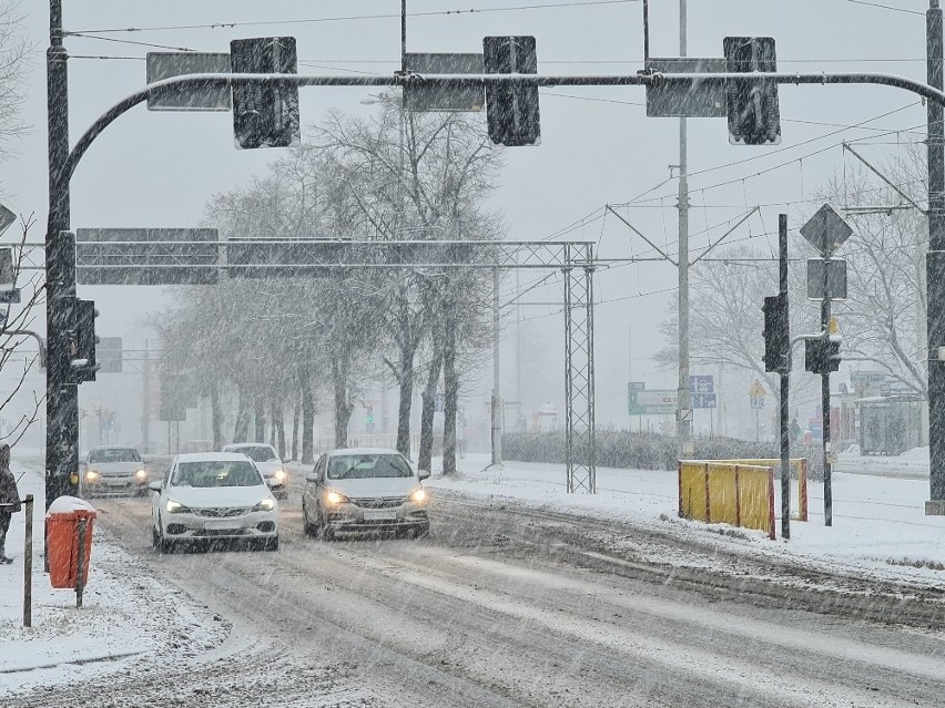 Toruń. Na drogach mogą pojawić się dziś utrudnienia. Warto...