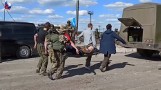 Rosja chce złamać umowę o wymianie żołnierzy Azowa. "To naziści, których trzeba osądzić i zabić"