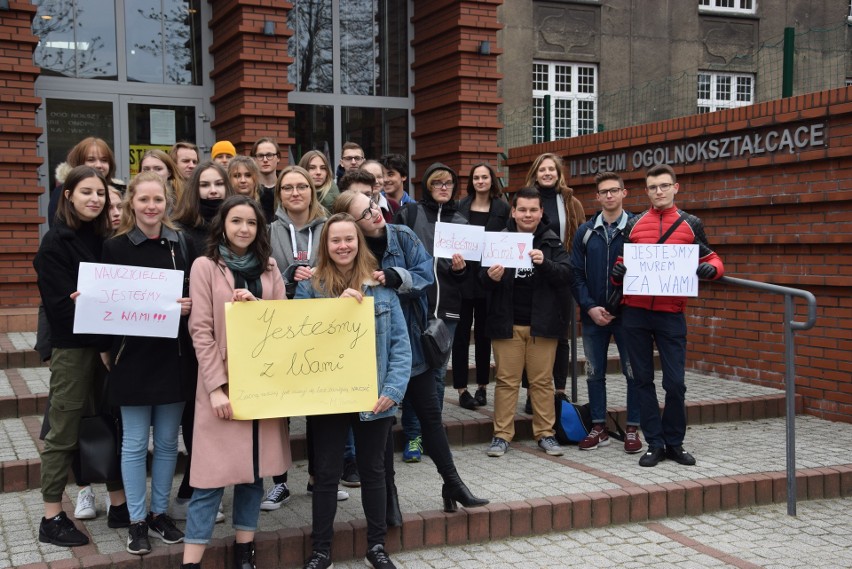 Uczniowie II Liceum Ogólnokształcącego im. Marii...