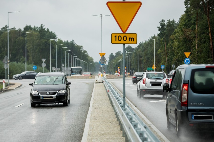 Rondo turbinowe przy wyjeździe z Bydgoszczy w kierunku na...