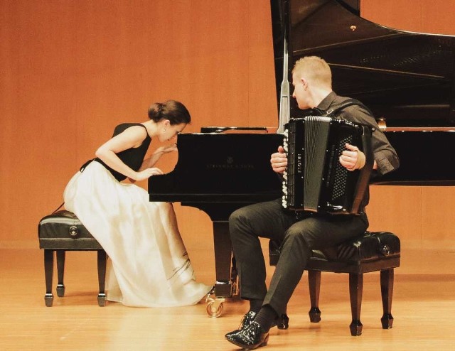 Julia Wolańska-Gajda i Michał Gajda podczas koncertu w Tokio.