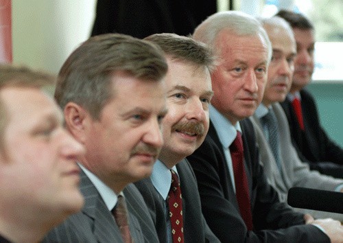 Politycy sojuszu w Kołobrzegu. Od lewej: Jacek Woźniak, Stanisław Wziątek, Dariusz Wieczorek, Bogusław Liberadzki, Jerzy Zaroda i Robert Lepa.