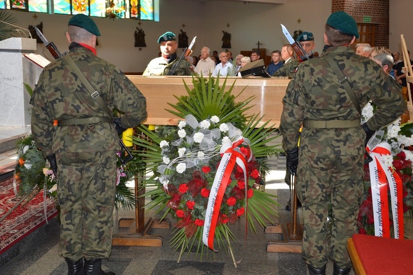 Pogrzeb tragicznie zmarłego weterana wojennego Sebastiana Marczewskiego [ZDJĘCIA, WIDEO]