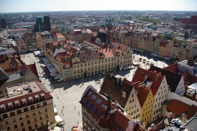 Widok z wieży kościoła garnizonowego w pobliżu Rynku