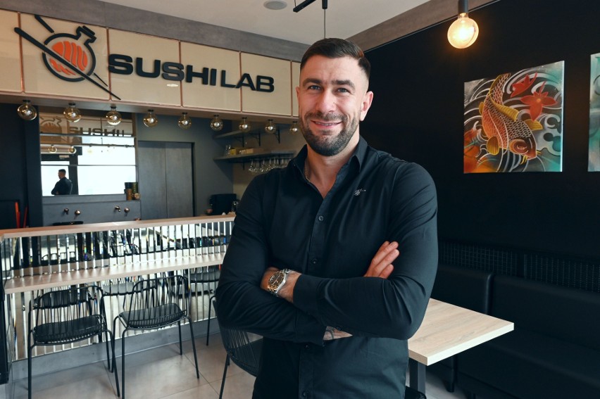 Kamil Sylwestrzak otwiera w Kielcach restaurację Sushi Lab.