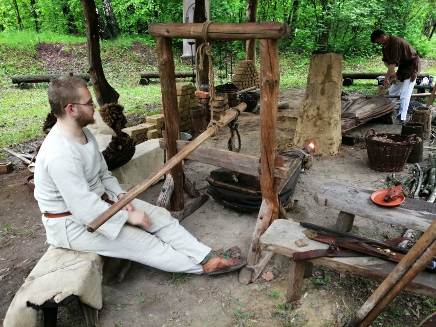 W Starachowicach rozpoczął się Piknik Archeologiczny Żelazne Korzenie