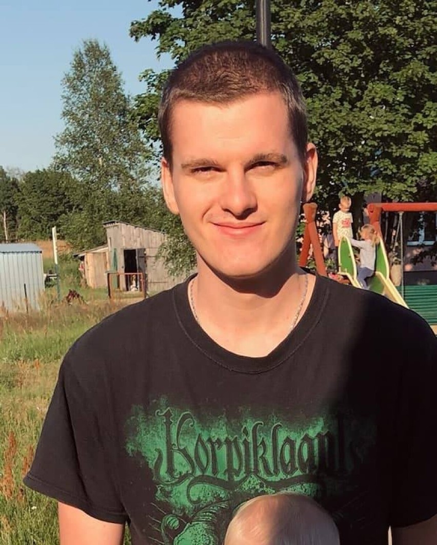 20-letni Rafał z Czarnej Dąbrówki walczy o powrót do zdrowia, potrzebuje pomocy. Zbiórka na rehabilitację odbędzie się podczas pikniku
