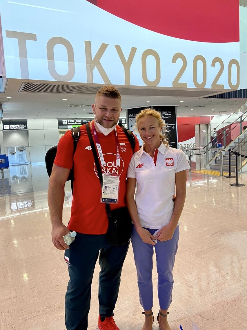 Patrycja Yamaguchi z Suchedniowa opiekuje się polskimi olimpijczykami w Tokio. Zdradza kulisy igrzysk i mówi o tekturowych łóżkach [ZDJĘCIA]
