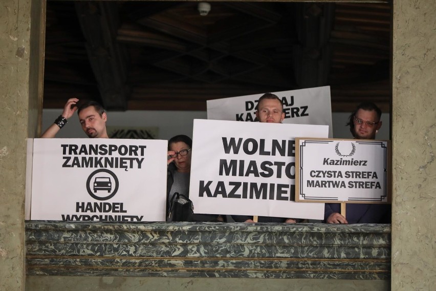 Protestujący przeciwko strefie czystego transportu na...