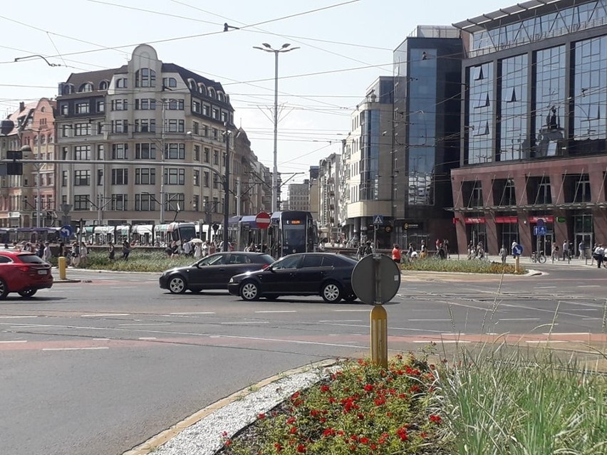 Wykolejenie tramwaju w centrum Wrocławia. Duże utrudnienia