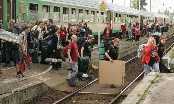 Mieszkańcy Słupska i okolic, jak co roku, mogą dojechać na przystanek Woodstock pociągiem musicREGIO. 