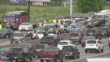 Gigantyczny karambol w USA: Zderzyło się 29 samochodów. 6 osób w szpitalu [WIDEO]