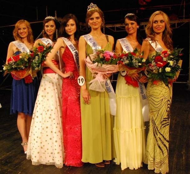 Finalistki miss w sukniach  z kolekcji Mon Cheri z Salonu La Mariee