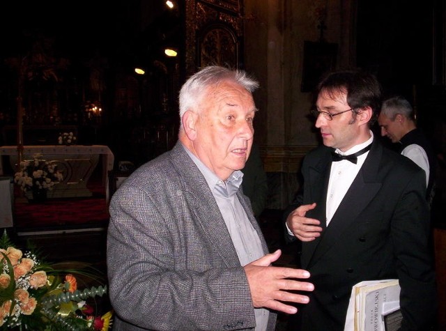 Robert Grudzień z profesorem Henrykiem Mikołajem Góreckim po próbie przed jednym z koncertów festiwalowych