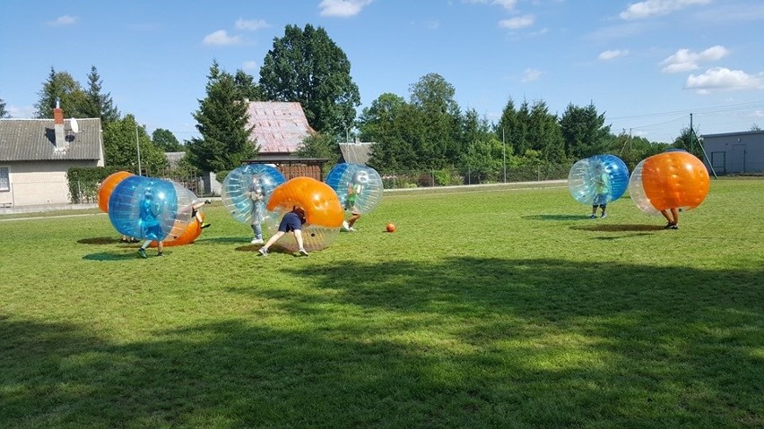 Gmina Lelis. Turniej bubble football w Kurpiewskich Nowych. 4.08.2019 [ZDJĘCIA]