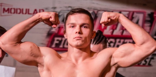 Dominik Tkaczyk zmierzy się z Adamem Fidkowskim na gali Bablion MMA 32.