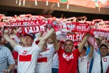 Zobacz, jak kibice pod stadionem w Nicei świętowali zwycięstwo Polski