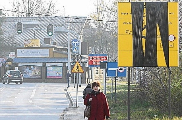 Ulica Rąbieńska doczeka się przebudowy wraz ze skrzyżowaniem z ulicą Traktorową.