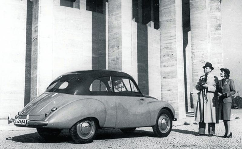 Jeden z prototypów DKW F9 Hohe Klasse - zdjęcie z roku 1939