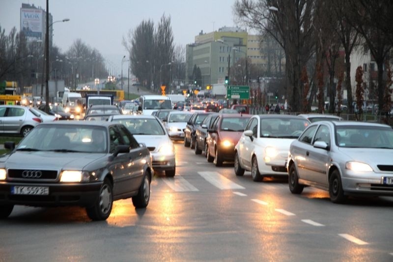 Potrącenie na skrzyżowaniu w Kielcach