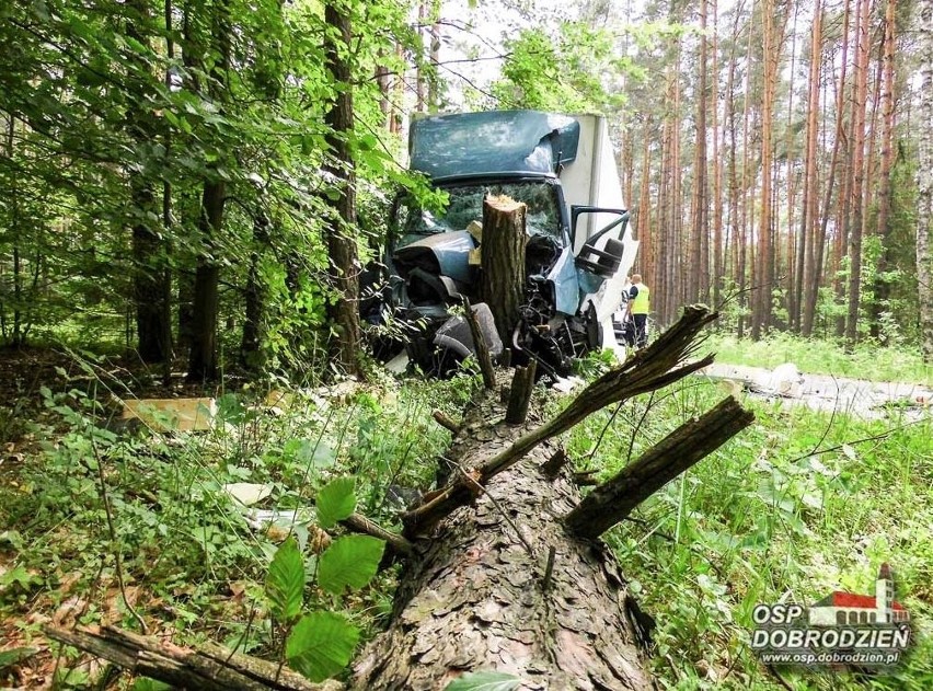 Wypadek między Klekotną i Kolonią Łomnicką.