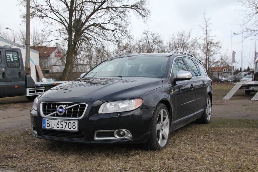 Volvo V70, rok 2010, 2.0 diesel, 33 700 zł;