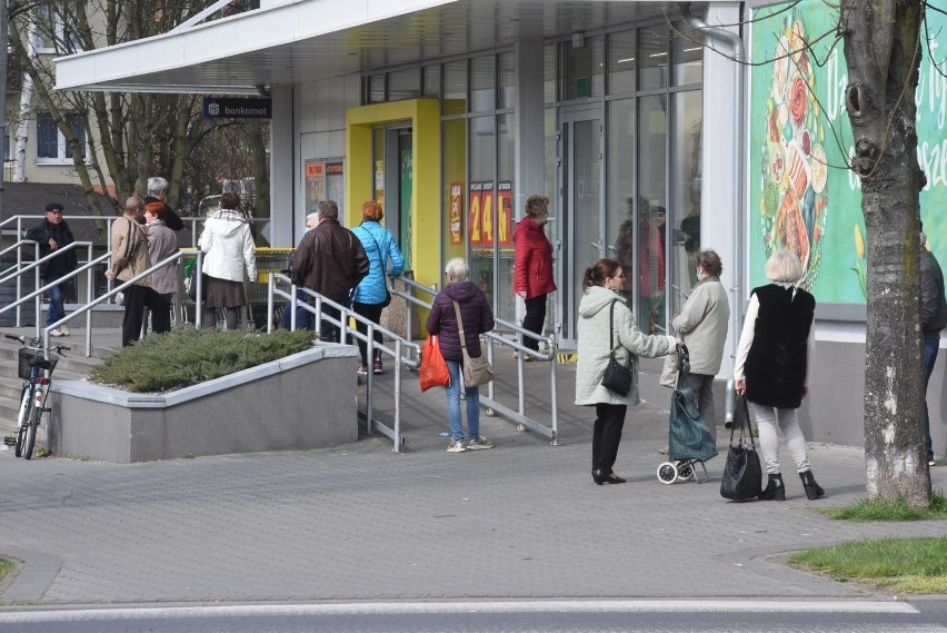 W jakich godzinach otwarta Biedronka, Lidl, Polo Market i...