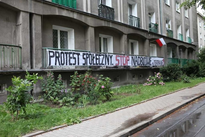 Kraków. Protest na os. Teatralnym daje efekty [ZDJĘCIA]