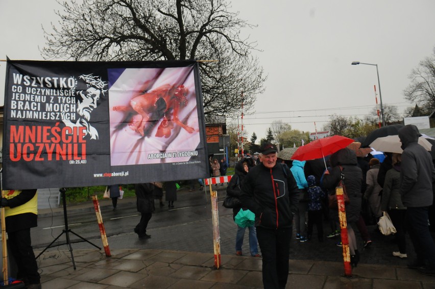 Obchody Święta Miłosierdzia Bożego w Łagiewnikach [ZDJĘCIA]