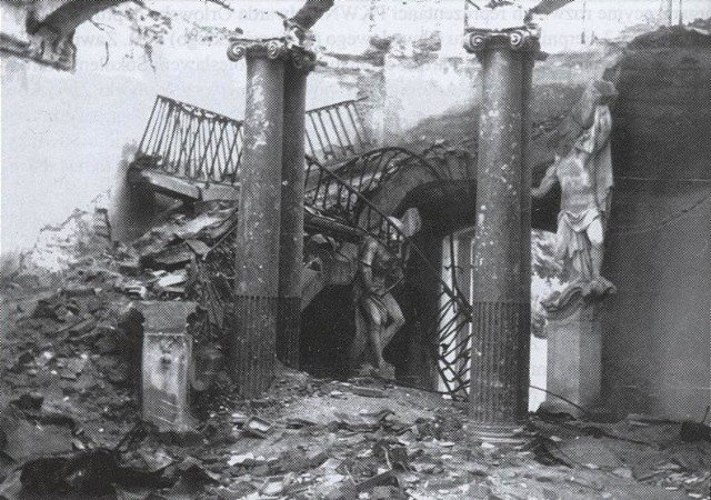 Zniszczona przez Niemców podczas II wojny światowej Warszawa