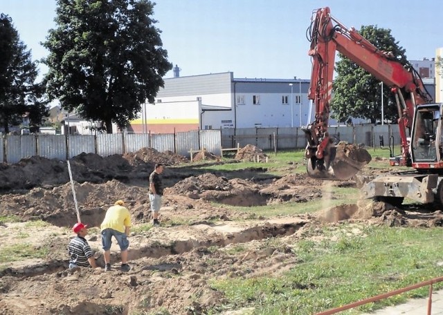 Budowa nowego bloku operacyjnego już trwa. To dobudówka, więc prace nie są uciążliwe dla pacjentów.