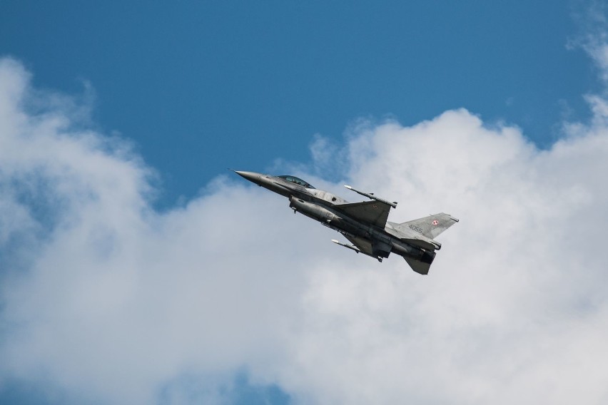 Samoloty F-16 będzie można podziwiać w Jasionce podczas Centralnych Pokazów Lotniczych 100-lecia Aeroklubu Polskiego