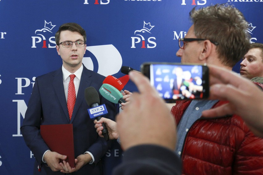 Premier dofinansował budownictwo komunalne w Kępicach