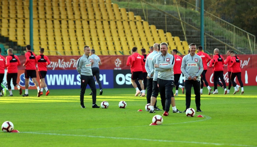 Reprezentacja Polski przed meczem z Portugalią trenowała na...