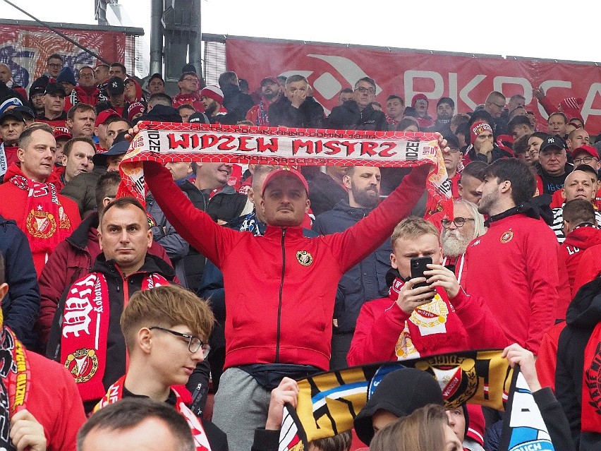 Przepaść między Rakowem i Widzewem. Raków cieszy się z pierwszego punktu w Europie. Ile zdobył ich Widzew?