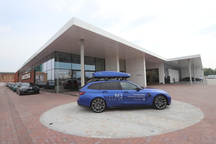 21 czerwca oficjalnie otwarto nowy salon samochodowy BMW w...