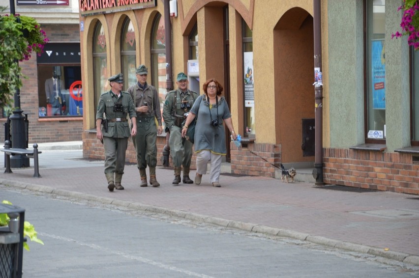 Inscenizacja Powstania Warszawskiego w Głogowie [ZDJĘCIA]