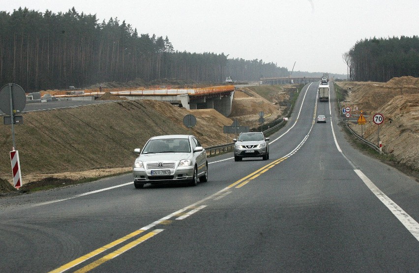 Postępy prac przy budowie drogi S3 w okolicach Legnicy