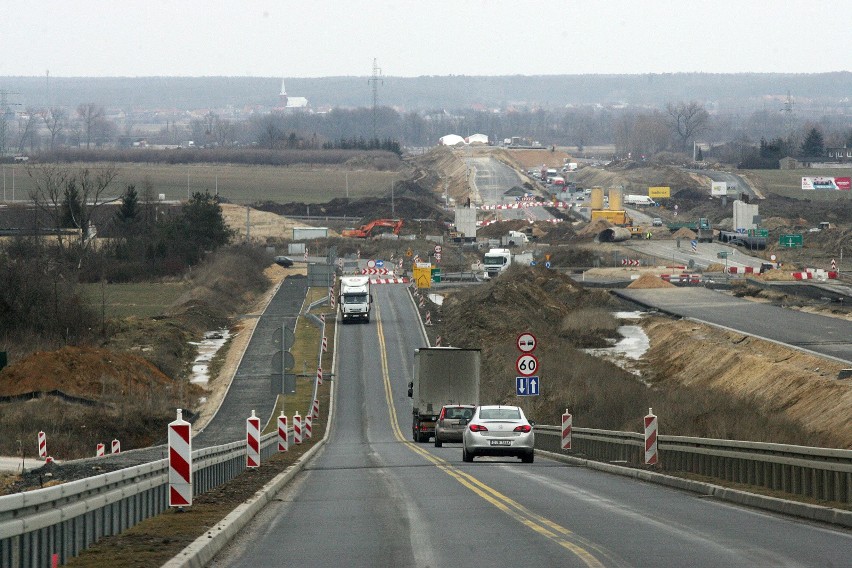 Postępy prac przy budowie drogi S3 w okolicach Legnicy
