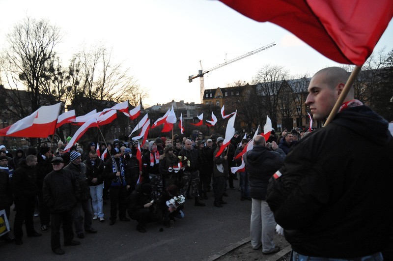 Pochód przeszedł ul. Mostową, Gdańską, Gimnazjalną i...