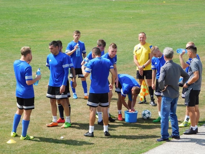 Stal Gorzyce przygotowuje się do nowego sezonu. Ograła Spartę Dwikozy (GALERIA)