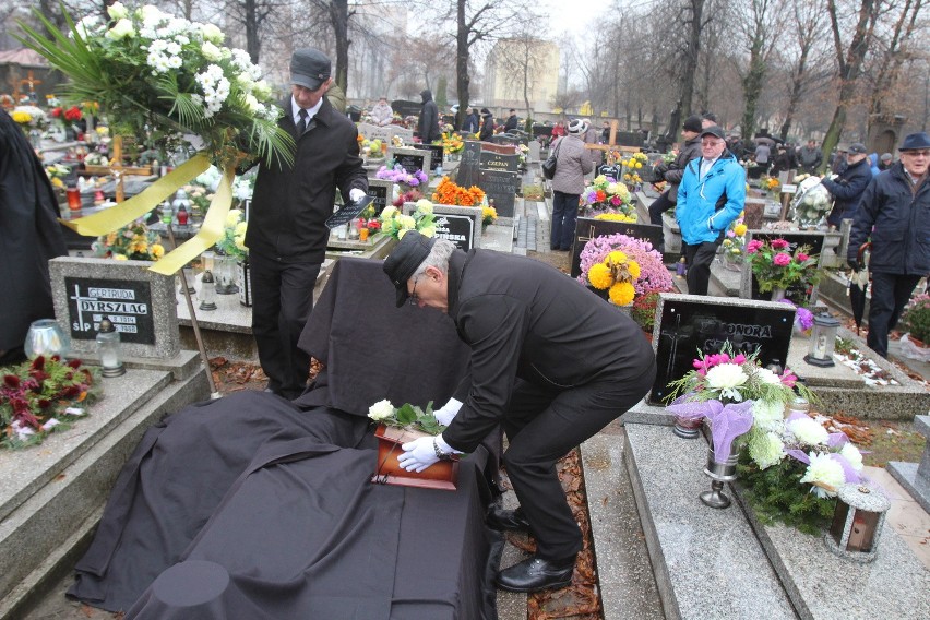 Pogrzeb Jerzego Cnoty. Wybitny śląski aktor spoczął na...