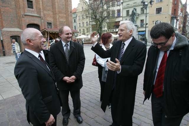 Jerzy Buzek jest częstym gościem Forum Gospodarczego w Toruniu.