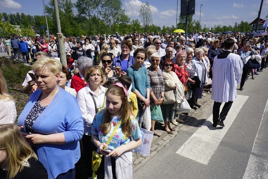 Tłumy na poznańskich Ratajach. Co działo się na os....