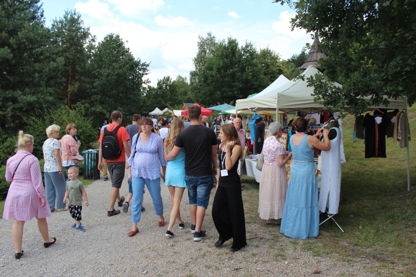 Wygiełzów. Tysiące osób odwiedziły skansen w ramach Festiwalu Etnomania [ZDJĘCIA]