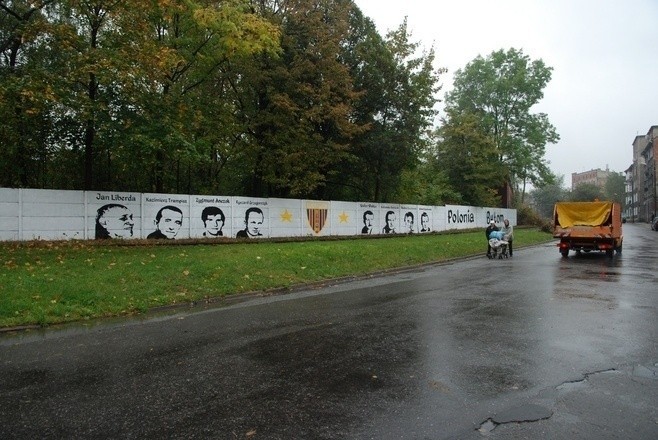 Legendy Polonii Bytom uwiecznione na 300-metrowym graffiti