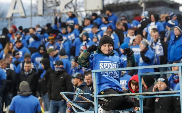 16.04.2022. Stal Rzeszów - Ruch Chorzów.  Zobacz kolejne zdjęcia. Przesuwaj zdjęcia w prawo - naciśnij strzałkę lub przycisk NASTĘPNE