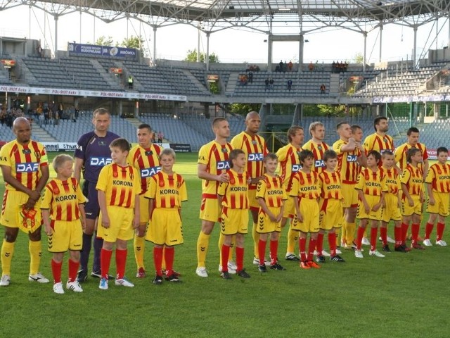Piłkarze Korony po raz pierwszy w nowym sezonie na Arenie Kielc zagrają w poniedziałek 8 sierpnia. Zmierzą się z Ruchem Chorzów.