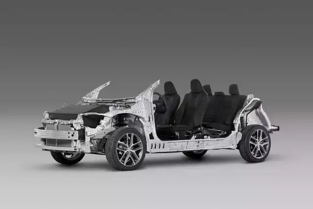 Modularne platformy samochodowe pozwalają producentom znacząco uprościć produkcję nowych modeli. Fot. Toyota